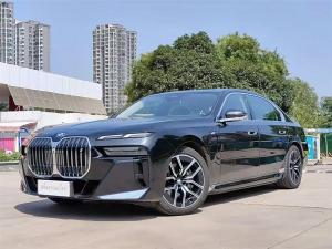 bmw i7 2023 Electric