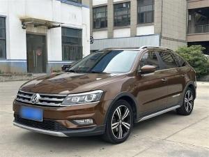 Volkswagen Cross Lavida 2017 Petrol