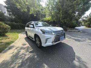 lexus lx 2017 Petrol