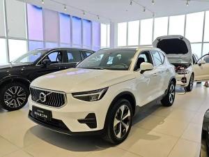 volvo xc40 2022 Hybrid