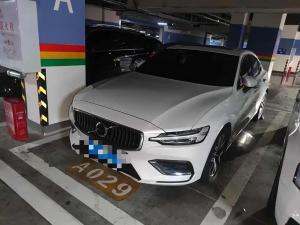 volvo s60 2023 Hybrid