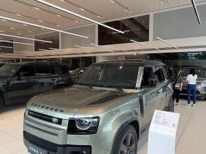 land rover defender 2024 Hybrid
