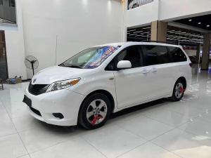 toyota sienna 2016 Petrol