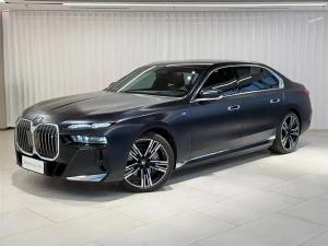 bmw i7 2023 Electric