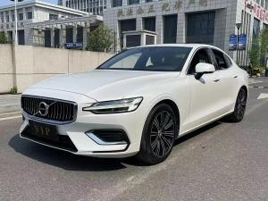 volvo s60 2021 Petrol