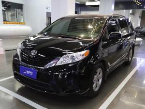 toyota sienna 2018 Petrol