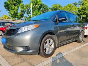 toyota sienna 2012 Petrol