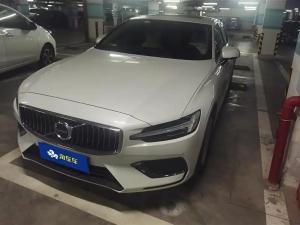volvo s60 2021 Petrol