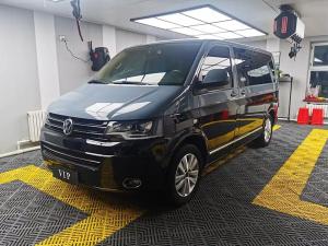 volkswagen multivan 2015 Petrol