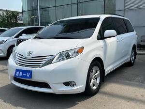 toyota sienna 2017 Petrol