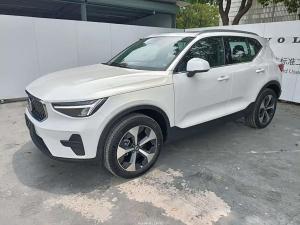 volvo xc40 2022 Hybrid