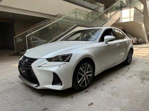 lexus is 2018 Petrol
