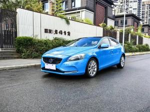 volvo v40 2014 Petrol