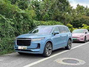 LI Auto LI ONE 2022 REEV