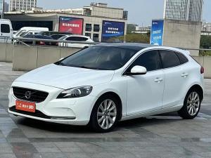 volvo v40 2014 Petrol