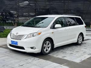 toyota sienna 2016 Petrol