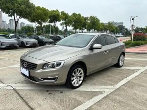 volvo s60 2015 Petrol