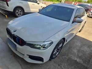 BMW  2019 Petrol