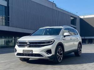 volkswagen talagon 2023 Petrol