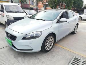 volvo v40 2013 Petrol