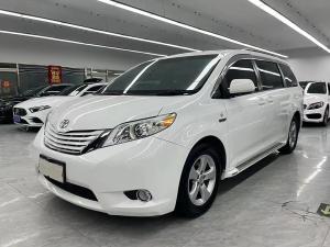 toyota sienna 2017 Petrol