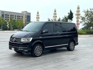 volkswagen multivan 2019 Petrol