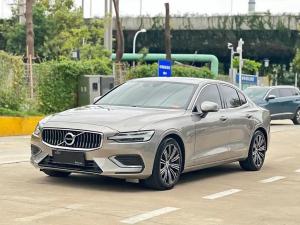 volvo s60 2021 Petrol