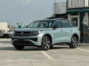 Volkswagen Tavendor 2023 Petrol