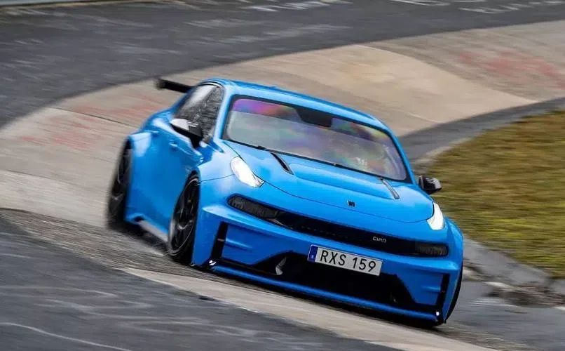 2025 Lynk & Co 03+ is launched, with performance as passion+crown