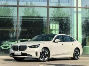 bmw i5 2025 Electric