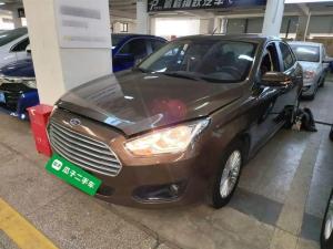 ford escort 2015 Petrol