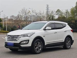 hyundai santa fe 2015 Petrol