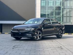 volkswagen magotan 2025 Petrol