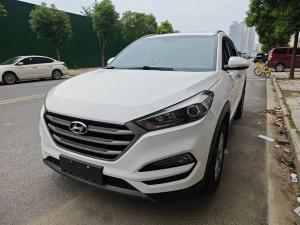 hyundai tucson 2016 Petrol