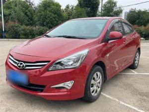 hyundai reina 2015 Petrol