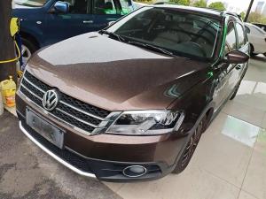 Volkswagen Cross Lavida 2015 Petrol