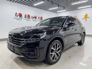 volkswagen touareg 2025 Petrol