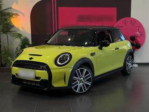 mini 2022 Petrol
