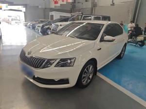 skoda octavia 2020 Petrol