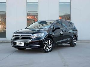 volkswagen viloran 2021 Petrol
