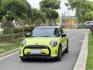 mini 2023 Petrol