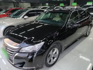 toyota crown 2017 Petrol