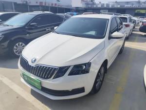 skoda octavia 2022 Petrol