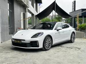 porsche panamera 2025 Petrol
