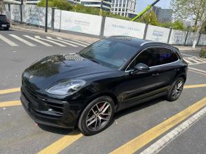 porsche macan 2023 Petrol