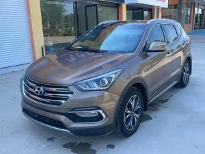 hyundai santa fe 2017 Petrol