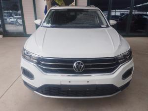 volkswagen t-roc 2023 Petrol