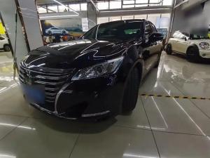 toyota crown 2017 Petrol