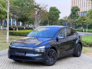 tesla model y 2025 Electric