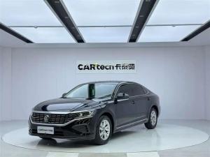 volkswagen passat 2023 Petrol